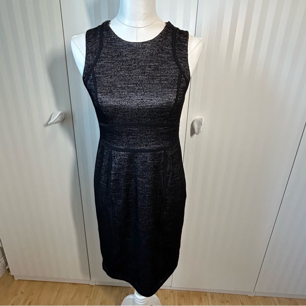 Ann Taylor black gray fitted sleeveless dress Size 4